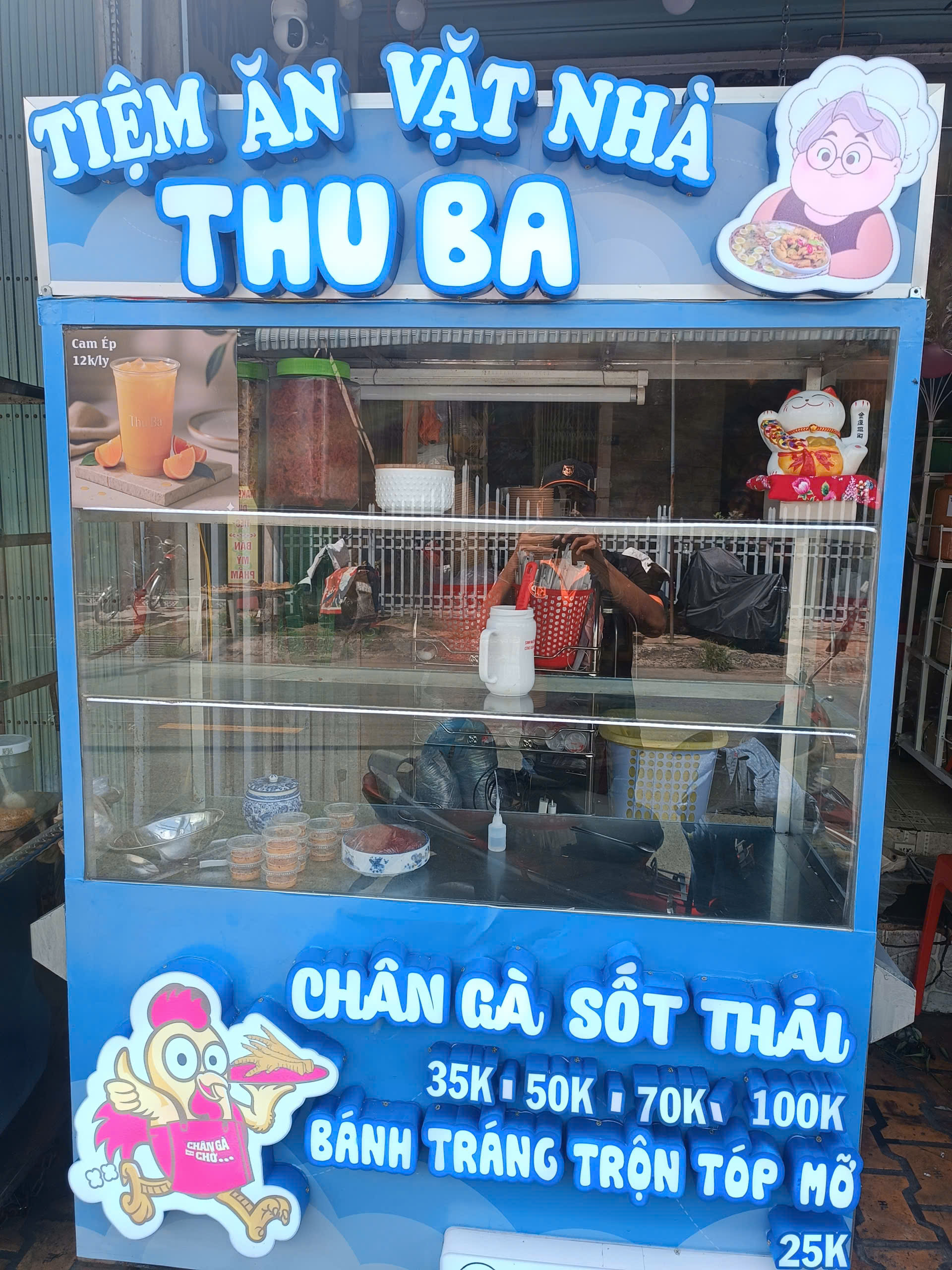 Xe Bán Đồ Ăn Vặt Thu Ba